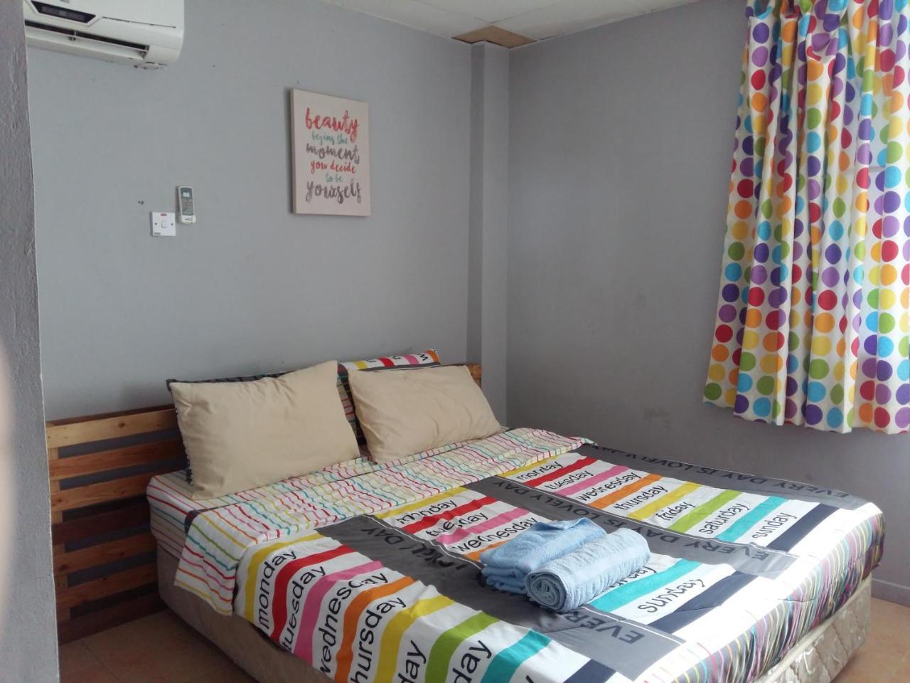 Ranau Backpackers Hostel Bagian luar foto